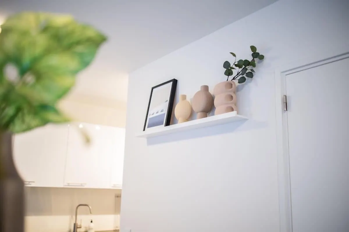 Heavenly Two-Bedroom Apartment Eindhoven