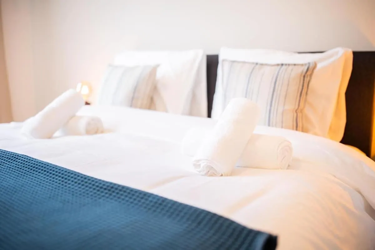 Heavenly Two-Bedroom Apartment Eindhoven